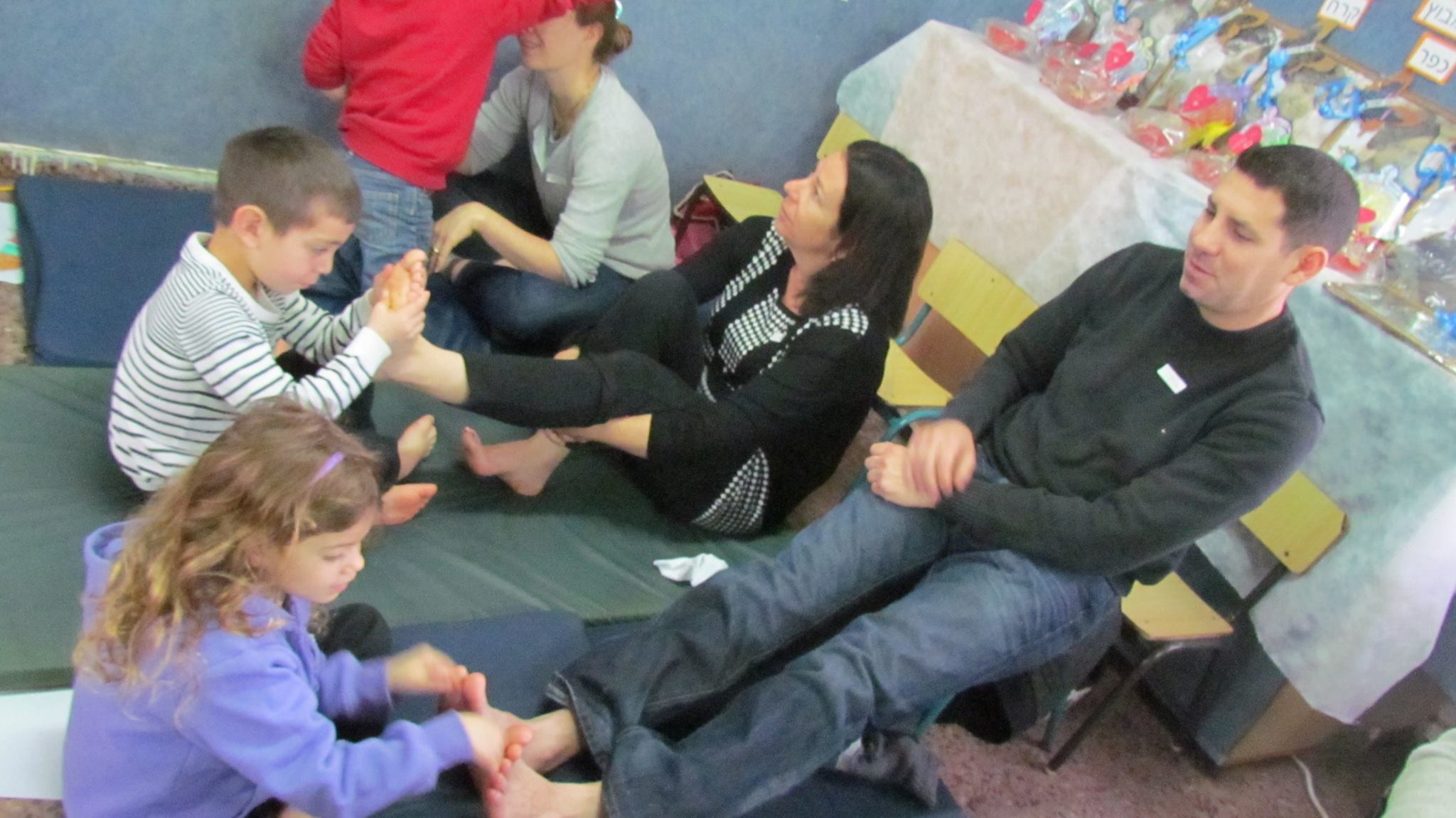 סדנאת הורים וילדים לגבוד יום המשפחה בגן הדר, ניר צבי